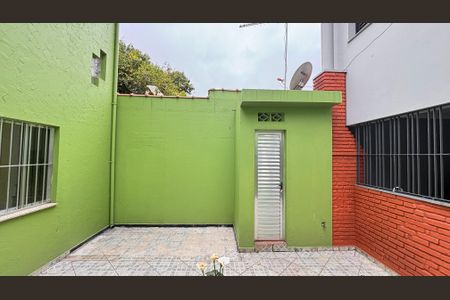 Casa à venda com 125m², 2 quartos e 1 vaga Casa à venda com 125m², 2 quartos e 1 vagaQuintal