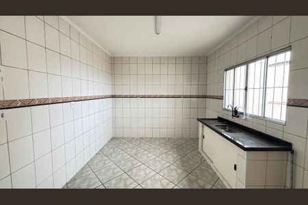 Casa à venda com 125m², 2 quartos e 1 vaga Casa à venda com 125m², 2 quartos e 1 vagaCozinha