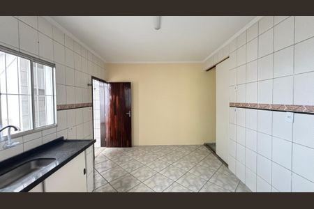 Casa à venda com 125m², 2 quartos e 1 vaga Casa à venda com 125m², 2 quartos e 1 vagaCozinha