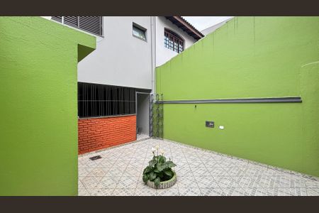 Casa à venda com 125m², 2 quartos e 1 vaga Casa à venda com 125m², 2 quartos e 1 vagaQuintal