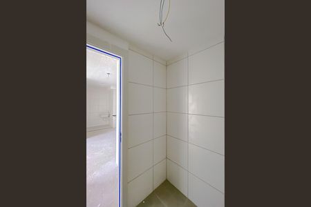 Apartamento à venda com 40m², 2 quartos e sem vagaBanheiro