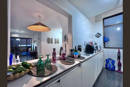 Apartamento à venda com 86m², 2 quartos e 1 vagaCozinha