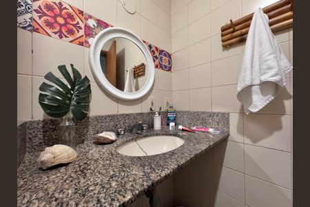 Apartamento à venda com 86m², 2 quartos e 1 vagaBanheiro Social