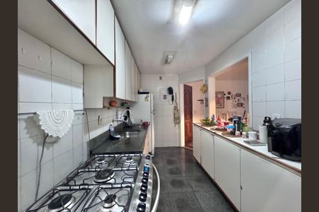 Apartamento à venda com 86m², 2 quartos e 1 vagaCozinha