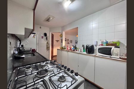 Apartamento à venda com 86m², 2 quartos e 1 vagaCozinha