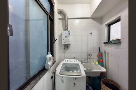 Apartamento à venda com 86m², 2 quartos e 1 vagaÁrea de Serviço