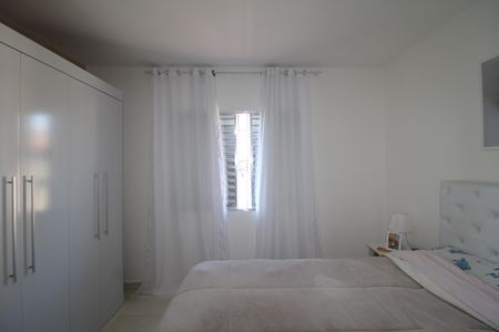 Casa à venda com 129m², 2 quartos e 1 vagaQuarto 1