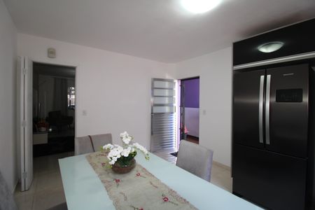 Casa à venda com 129m², 2 quartos e 1 vagaCozinha