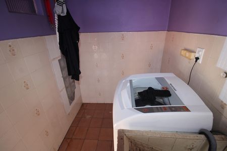 Casa à venda com 129m², 2 quartos e 1 vagaÁrea de Serviço