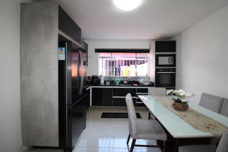 Casa à venda com 129m², 2 quartos e 1 vagaCozinha