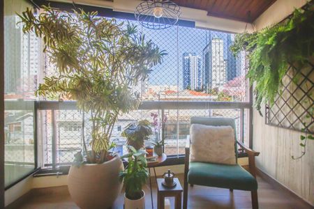 Apartamento à venda com 74m², 3 quartos e 2 vagasVaranda