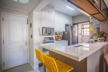 Apartamento à venda com 74m², 3 quartos e 2 vagasCozinha