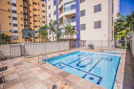 Apartamento à venda com 74m², 3 quartos e 2 vagasÁrea comum - Piscina