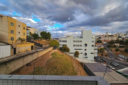 Vista Sala de apartamento à venda com 2 quartos, 67m² em Nova Granada, Belo Horizonte