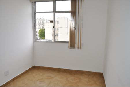 Sala de apartamento para alugar com 3 quartos, 75m² em Todos Os Santos, Rio de Janeiro