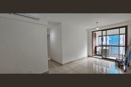 Apartamento para alugar com 63m², 2 quartos e 1 vaga Apartamento para alugar com 63m², 2 quartos e 1 vagaSala