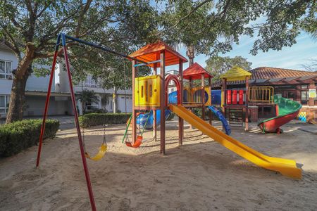 Casa de condomínio à venda com 220m², 3 quartos e sem vagaÁrea comum - Playground
