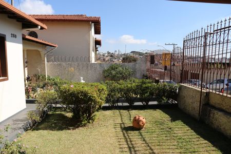 Casa para alugar com 300m², 5 quartos e 3 vagasQuintal