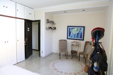 Casa para alugar com 300m², 5 quartos e 3 vagasSuíte