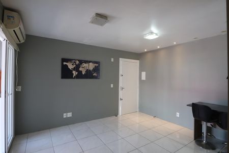 Sala de apartamento para alugar com 2 quartos, 63m² em Igara, Canoas