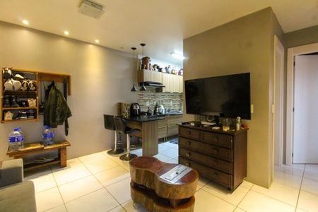 Apartamento à venda com 78m², 2 quartos e 1 vaga Apartamento à venda com 78m², 2 quartos e 1 vagaSala