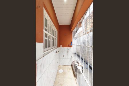 Casa para alugar com 74m², 2 quartos e 1 vagaÁrea de Serviço