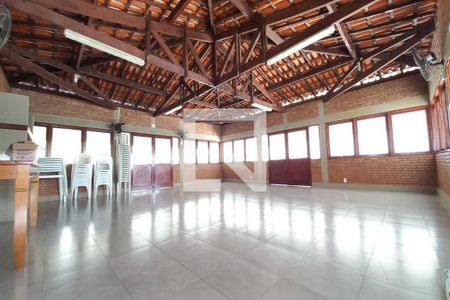 Apartamento para alugar com 55m², 2 quartos e 1 vagaÁrea comum - Salão de festas