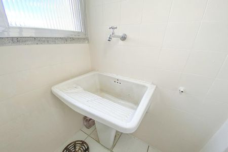 Apartamento para alugar com 60m², 2 quartos e sem vagaÁrea de Serviço