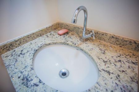 Studio à venda com 27m², 1 quarto e sem vaga Studio à venda com 27m², 1 quarto e sem vagaBanheiro Social