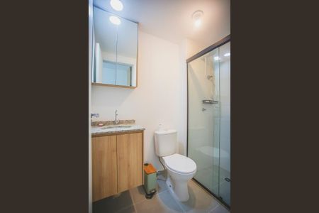 Banheiro Social de kitnet/studio à venda com 1 quarto, 27m² em Vila da Saúde, São Paulo