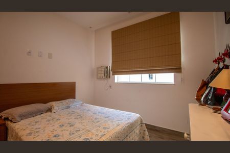 Casa à venda com 160m², 4 quartos e sem vaga Casa à venda com 160m², 4 quartos e sem vagaQuarto 2