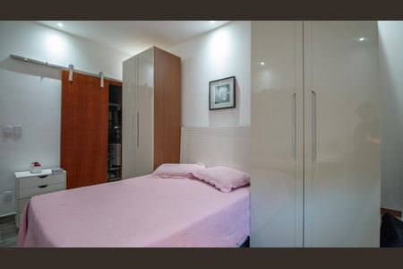 Casa à venda com 160m², 4 quartos e sem vaga Casa à venda com 160m², 4 quartos e sem vagaSuíte