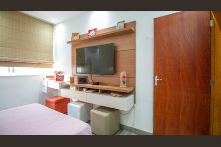 Casa à venda com 160m², 4 quartos e sem vaga Casa à venda com 160m², 4 quartos e sem vagaSuíte