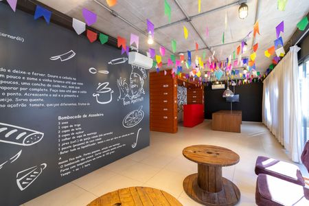 Apartamento à venda com 70m², 2 quartos e 1 vagaÁrea comum - Salão de festas