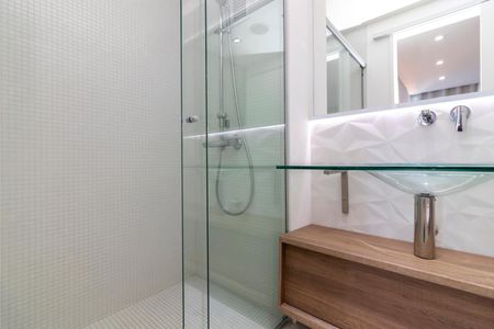 Apartamento à venda com 70m², 2 quartos e 1 vagaBanheiro Social