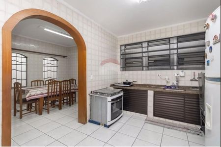 Casa à venda com 238m², 3 quartos e 3 vagas