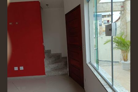 Casa à venda com 112m², 2 quartos e 2 vagas