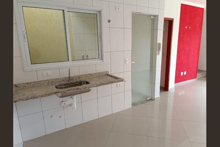 Casa à venda com 112m², 2 quartos e 2 vagas