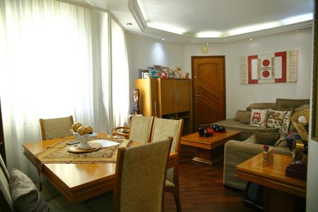 Apartamento à venda com 91m², 3 quartos e 1 vagaSala