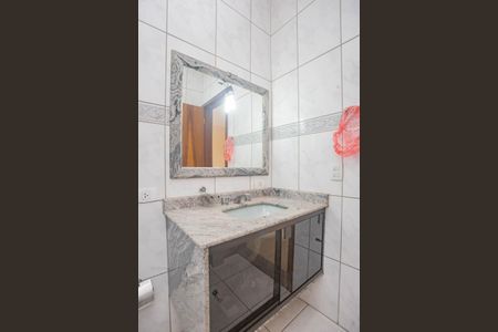 Casa à venda com 410m², 4 quartos e 8 vagasBanheiro da Suíte 4