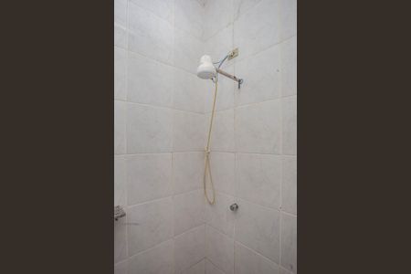 Casa à venda com 410m², 4 quartos e 8 vagasBanheiro de Serviço