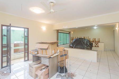 Sala de casa à venda com 4 quartos, 410m² em Vila Arapua, São Paulo