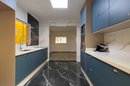 Casa à venda com 420m², 6 quartos e 4 vagasCozinha