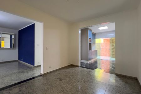 Casa à venda com 420m², 6 quartos e 4 vagasCozinha