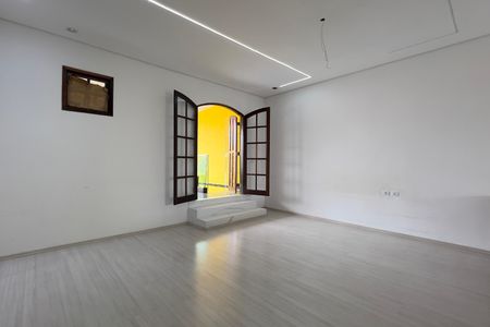 Casa à venda com 420m², 6 quartos e 4 vagasSuíte 1