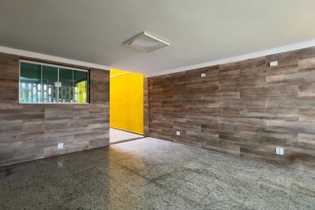 Casa à venda com 420m², 6 quartos e 4 vagasÁrea comum