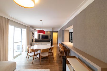 Apartamento à venda com 111m², 3 quartos e 2 vagasSala