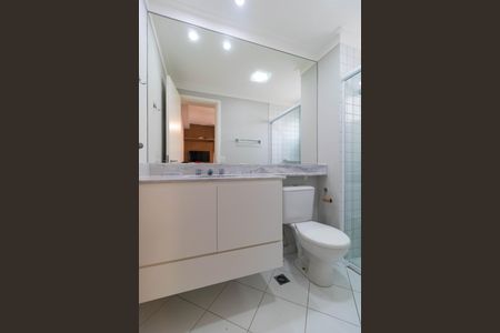 Apartamento à venda com 111m², 3 quartos e 2 vagasBanheiro da Suíte 1