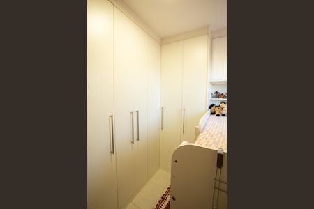 Apartamento à venda com 52m², 2 quartos e 1 vagaQuarto 02