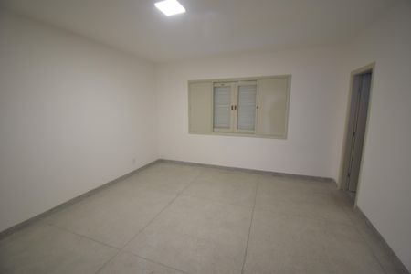 Casa para alugar com 640m², 3 quartos e sem vagaSuíte